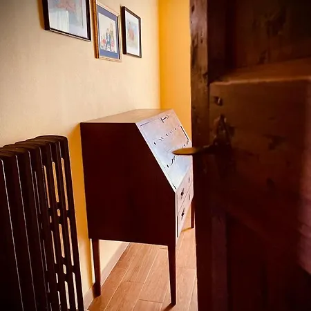 Casale Montebello Фермерский дом *