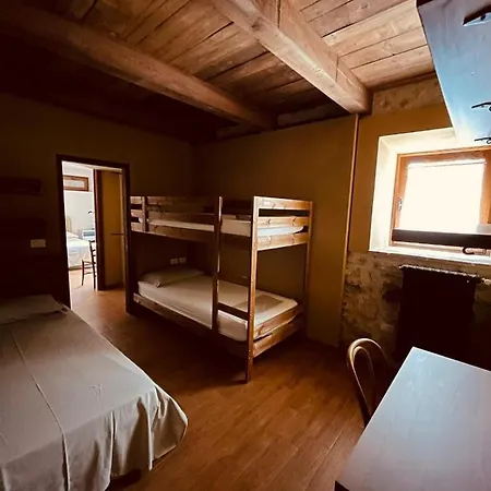 Casale Montebello Фермерский дом *