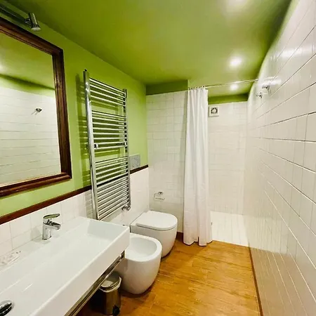 Casale Montebello Фермерский дом *