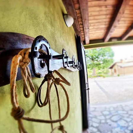 Κατάλυμα σε φάρμα Casale Montebello *