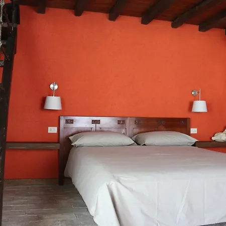 مزرعة للإقامة Casale Montebello Monteleone di Spoleto